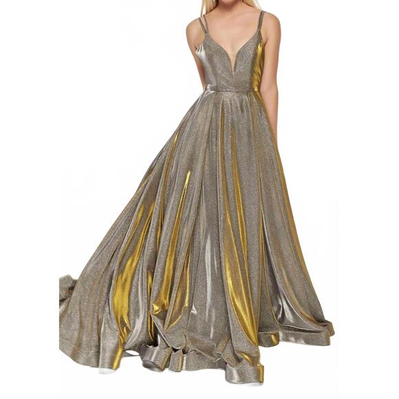 ALYCE PARIS Dresses & Skirts - NEW ALYCE PARIS metallic sleeveless v neck ball gown in mermaid